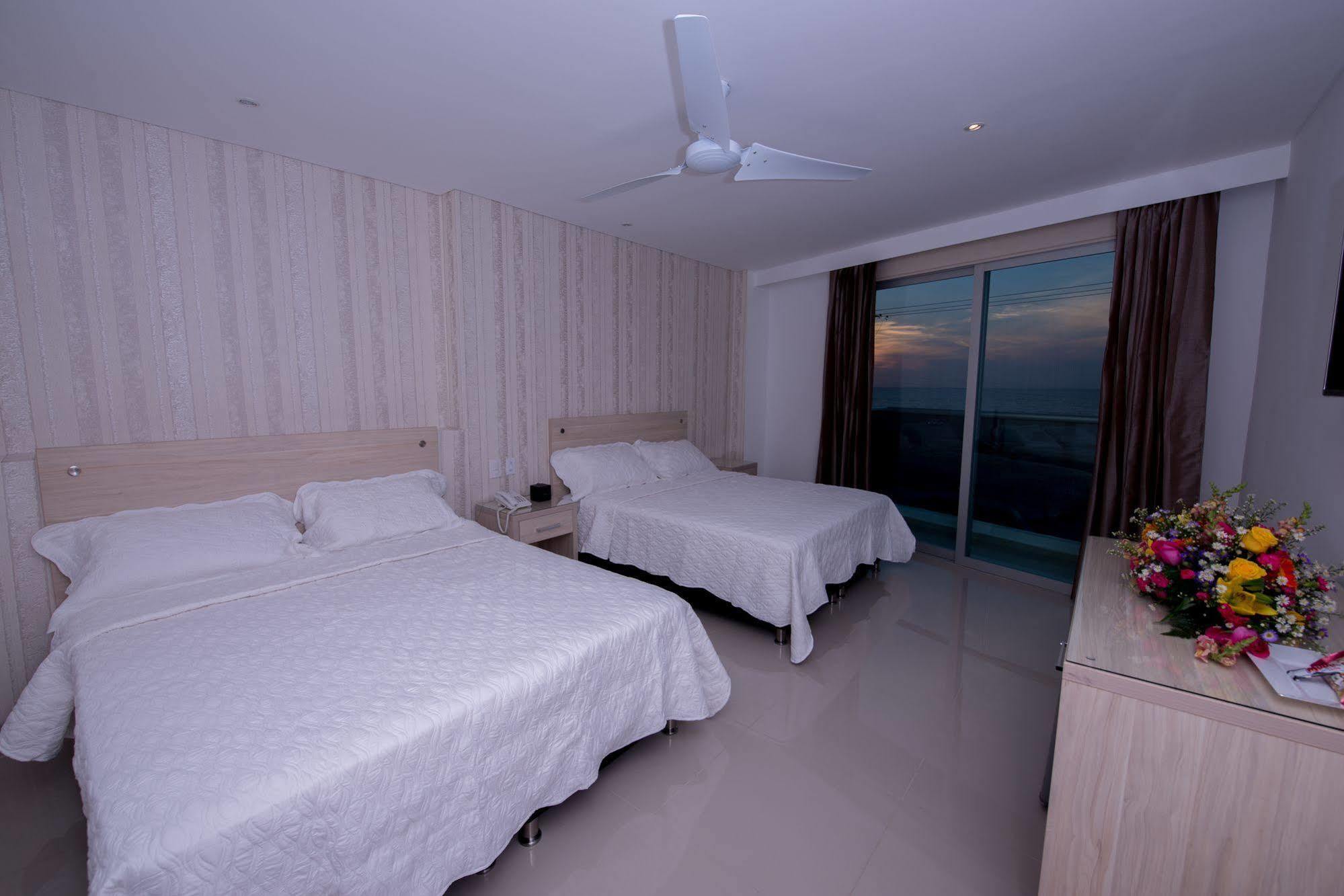 Hotel Summer Frente Al Mar Cartagène Extérieur photo